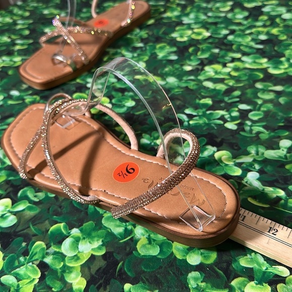 Mariella Rhinestones Glitter Toe Ring Sandals made in Italy size 9 1/2 Rose Gold - Picture 14 of 16